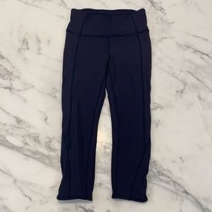 Lululemon size size 8 cropped leggings